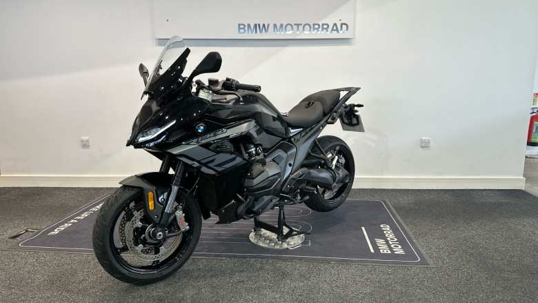 BMW R1300 RS SE (25MY)